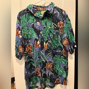 Vintage tropical print button down